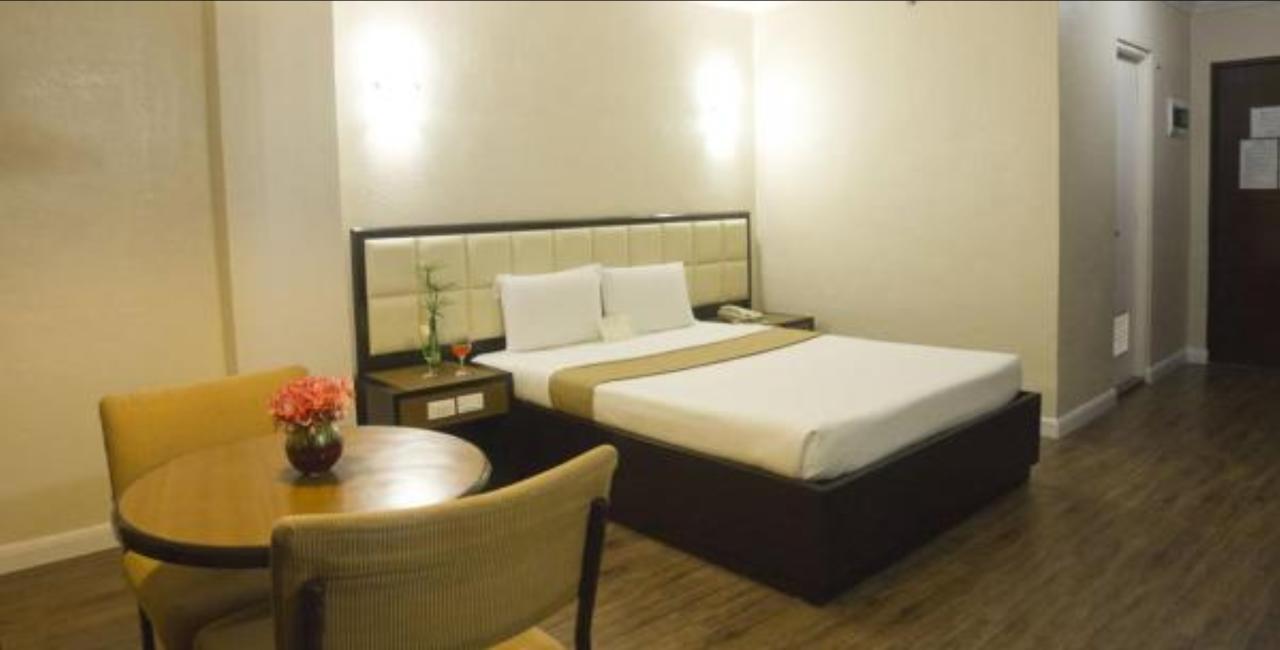 Rothman Hotel Manila Luaran gambar