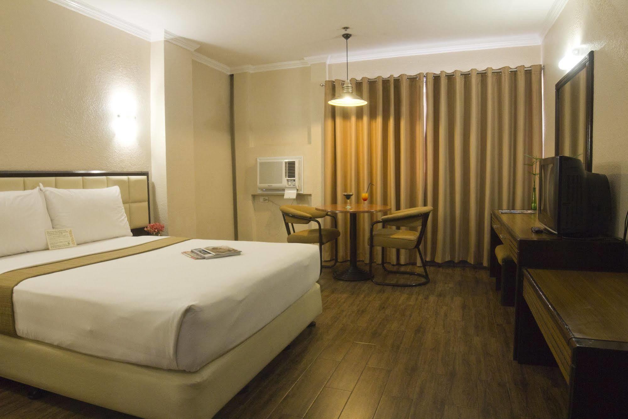 Rothman Hotel Manila Luaran gambar