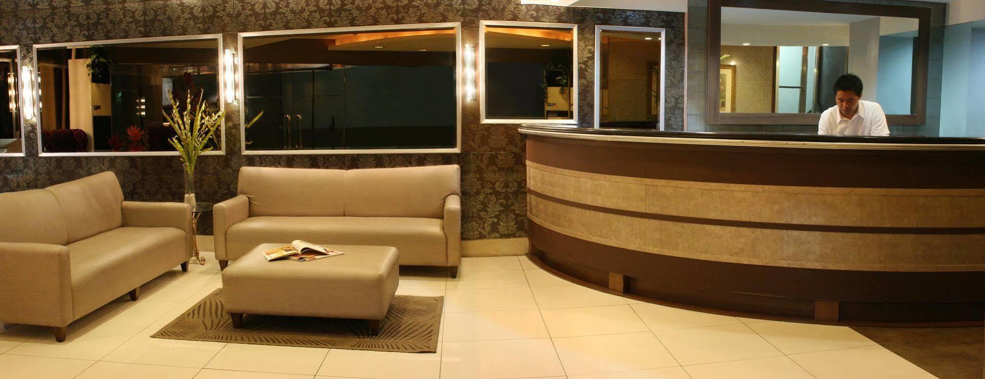 Rothman Hotel Manila Luaran gambar